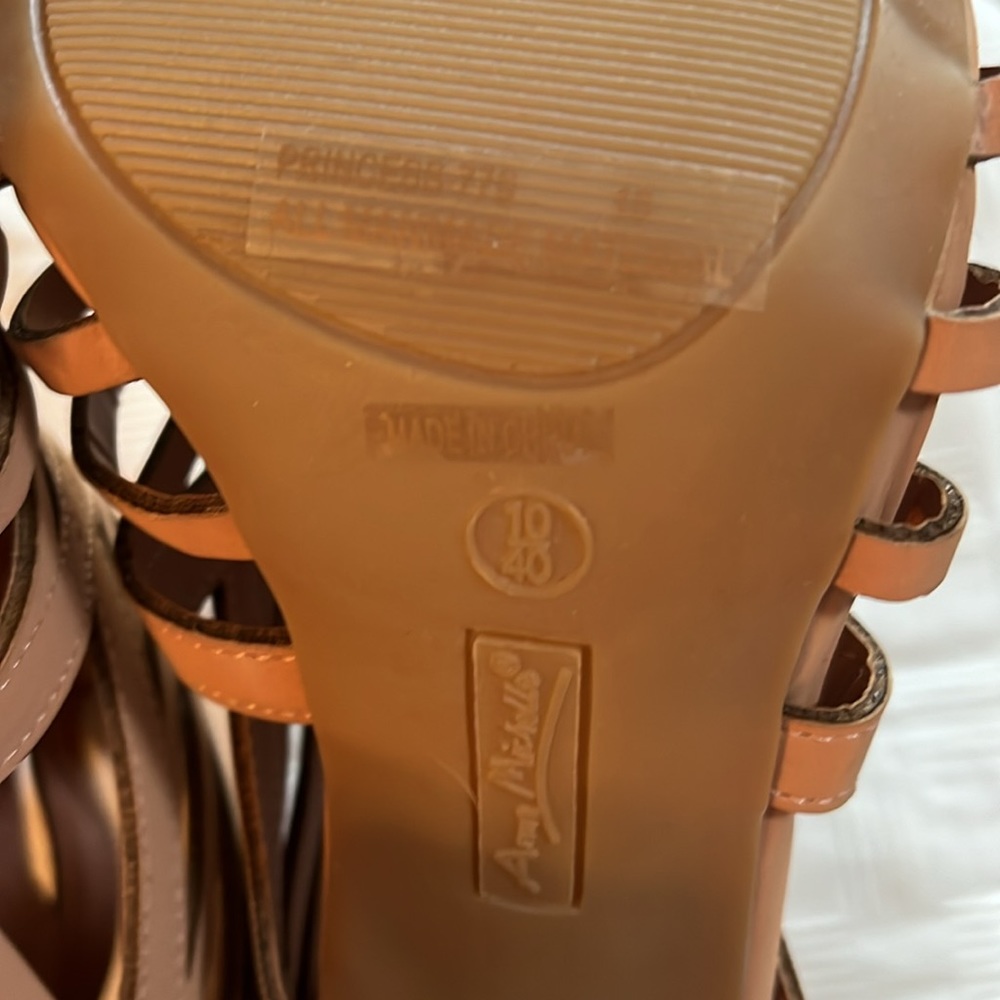 NWOT Vegan tan, Anna Michele open toe heeled booties - Picture 6 of 8